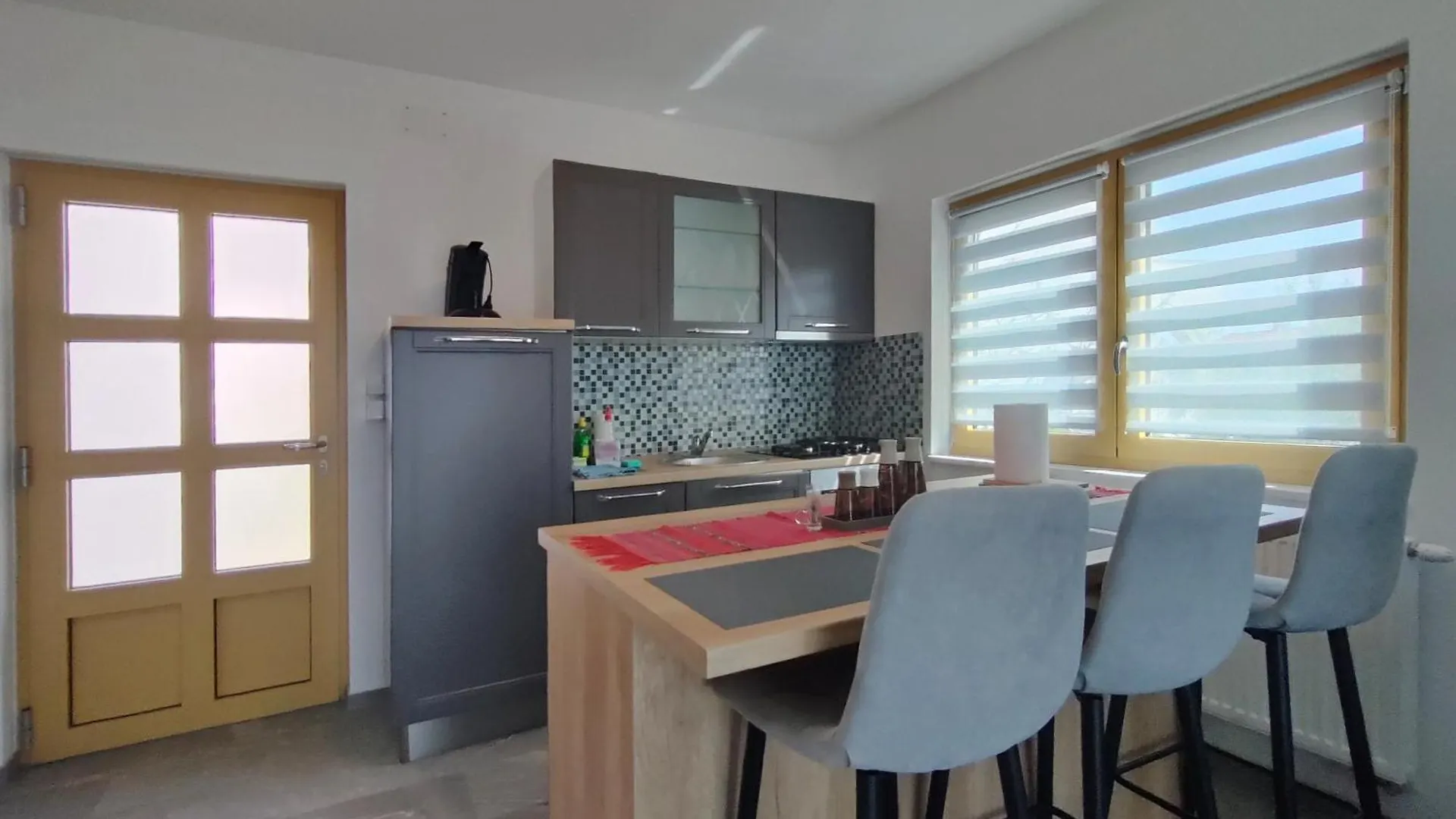 Apartment With Seaview Krk Town Croazia